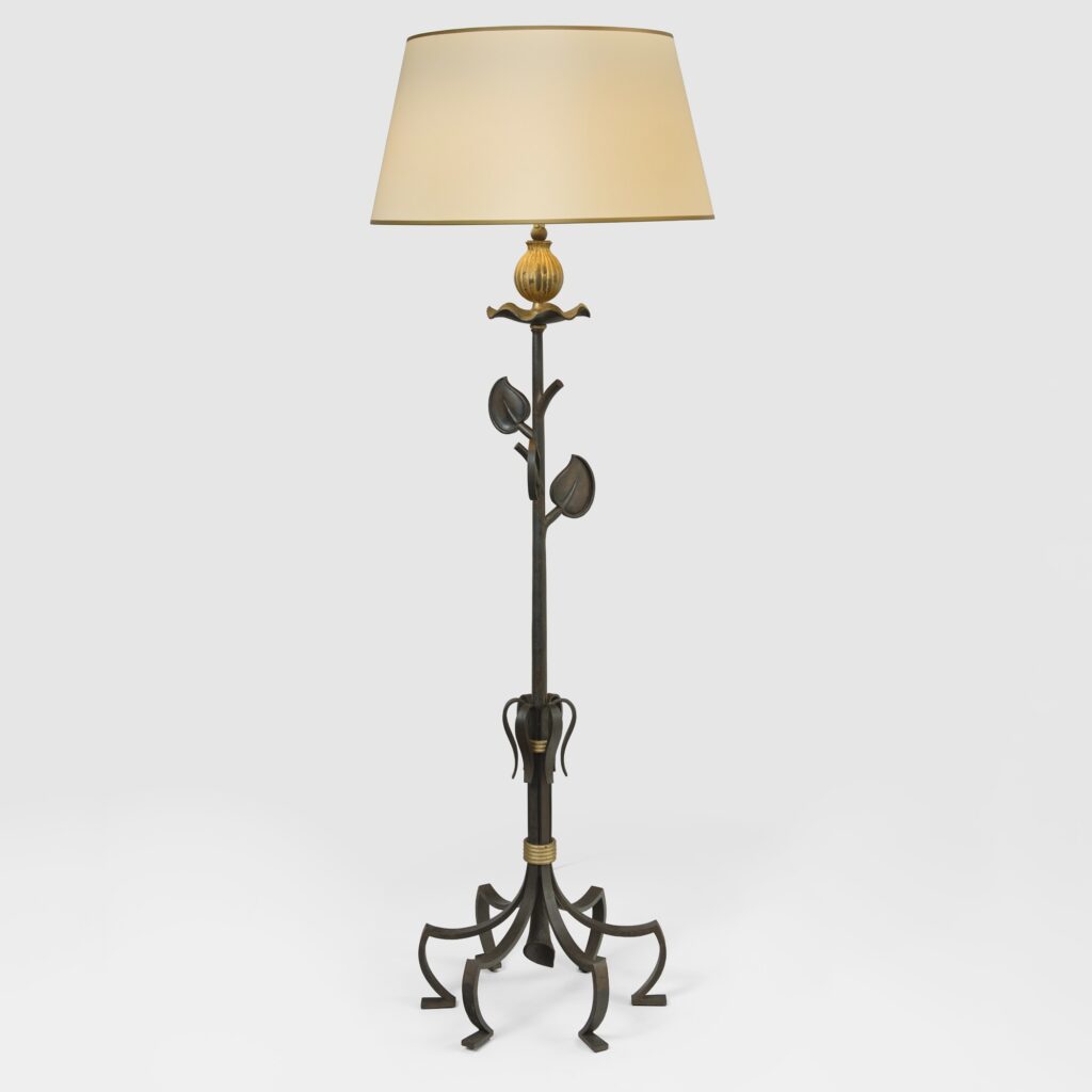 Pierre_cruege_floor_lamp_jpg